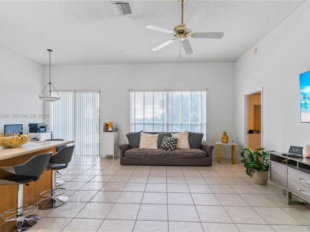 Home for rent at 1886 NW 145th Ter - photo 7526820