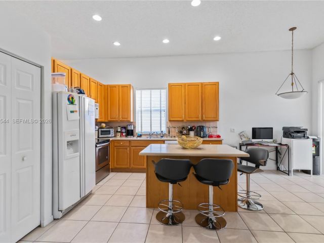 Home for rent at 1886 NW 145th Ter - photo 7526822