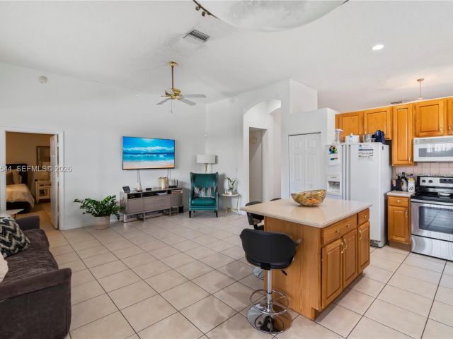 Home for rent at 1886 NW 145th Ter - photo 7526825