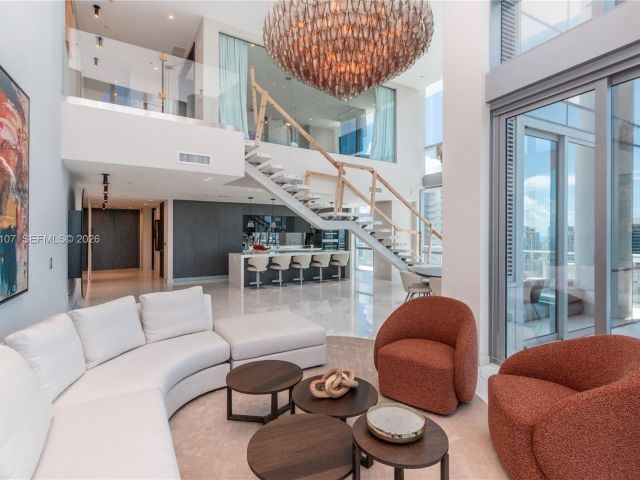 Apartment for rent  Unit #PH 4611 - photo 7527630