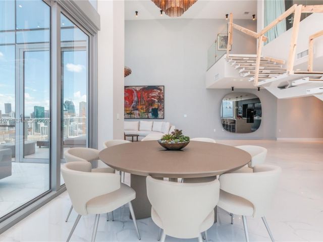 Apartment for rent  Unit #PH 4611 - photo 7527636