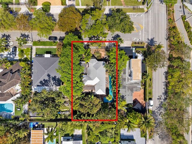 Home for sale at 120 SW 24th Rd - photo 7526911