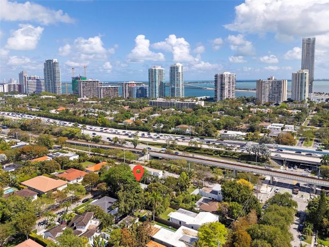 Home for sale at 120 SW 24th Rd - photo 7526913