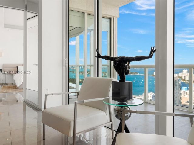 Apartment for rent  Unit #PH4104 - photo 7527279