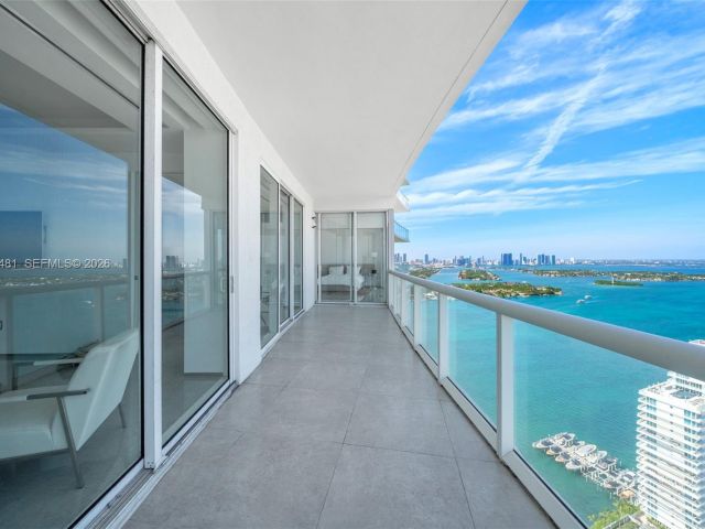 Apartment for rent  Unit #PH4104 - photo 7527280