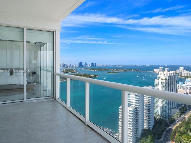 Apartment for rent  Unit #PH4104 - photo 7527283