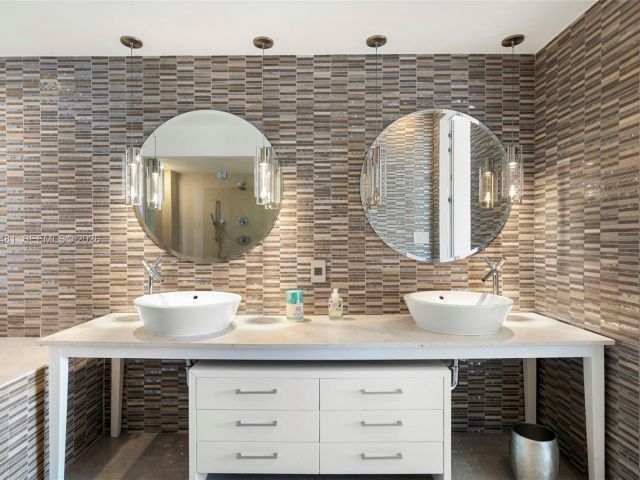 Apartment for rent  Unit #PH4104 - photo 7527285