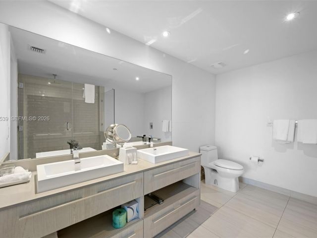 Apartment for sale  Unit #T3905 - photo 7527513