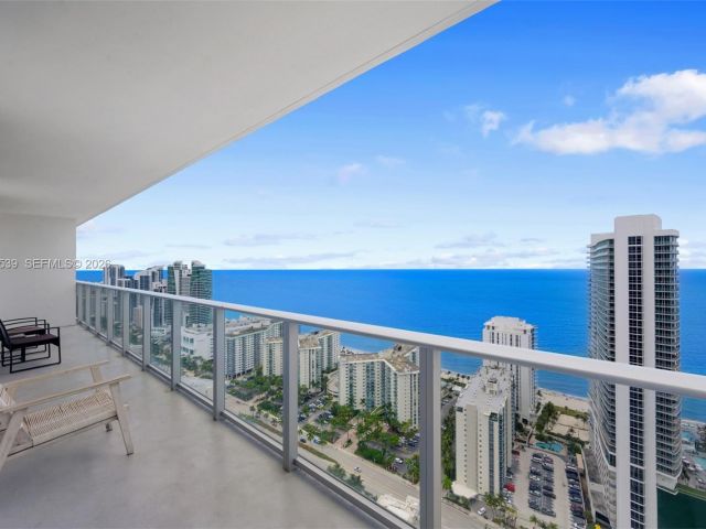 Apartment for sale  Unit #T3905 - photo 7527517