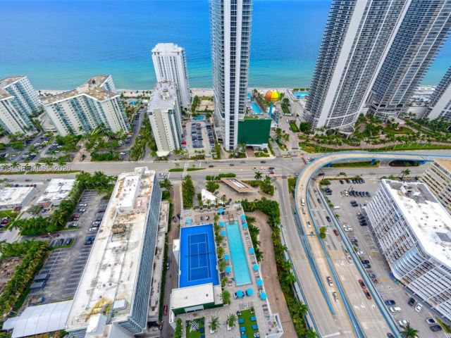 Apartment for sale  Unit #T3905 - photo 7527518