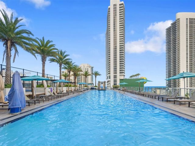 Apartment for sale  Unit #T3905 - photo 7527521