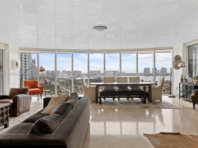 Apartment for rent  Unit #1405 - photo 7527949