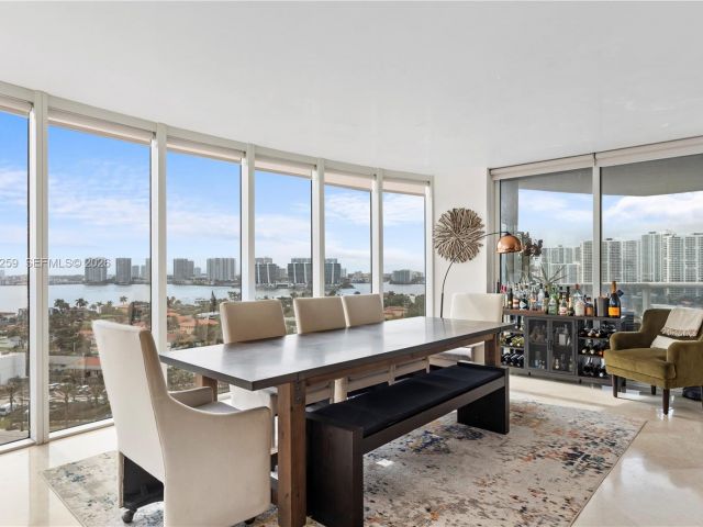 Apartment for rent  Unit #1405 - photo 7527950