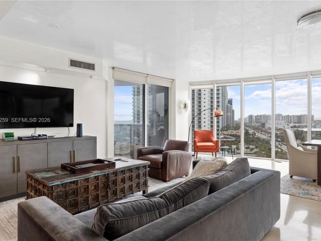 Apartment for rent  Unit #1405 - photo 7527953