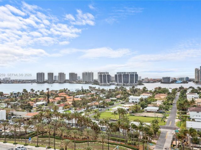 Apartment for rent  Unit #1405 - photo 7527960