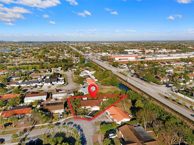 Home for sale at 4210 SW 134th Ave - photo 7526954