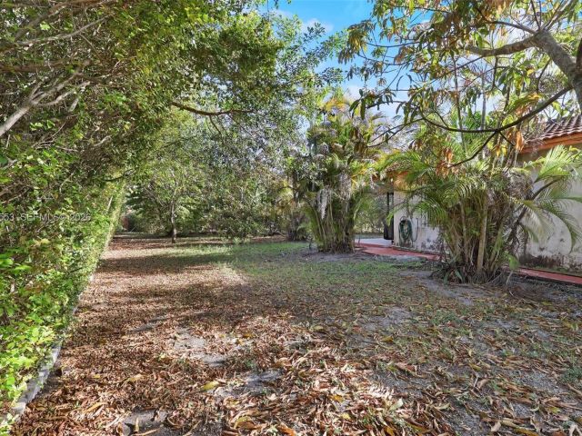 Home for sale at 4210 SW 134th Ave - photo 7526958