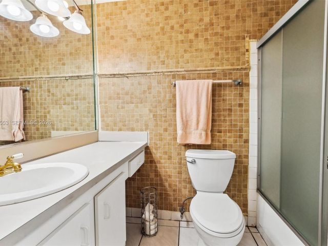 Home for sale at 4210 SW 134th Ave - photo 7526971