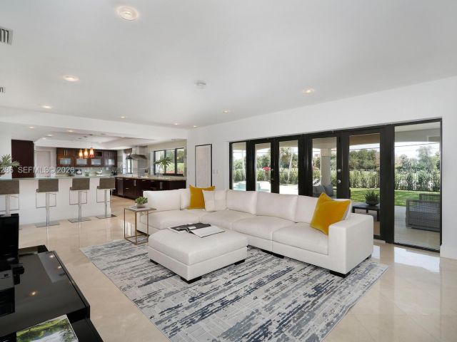 Home for rent at 3425 Alhambra Cir - photo 7528235