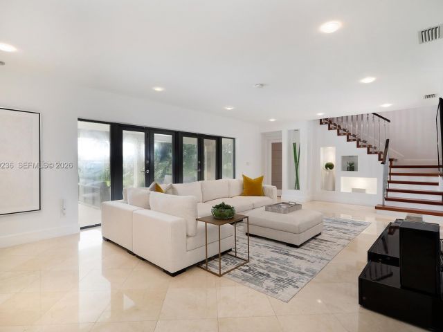 Home for rent at 3425 Alhambra Cir - photo 7528245