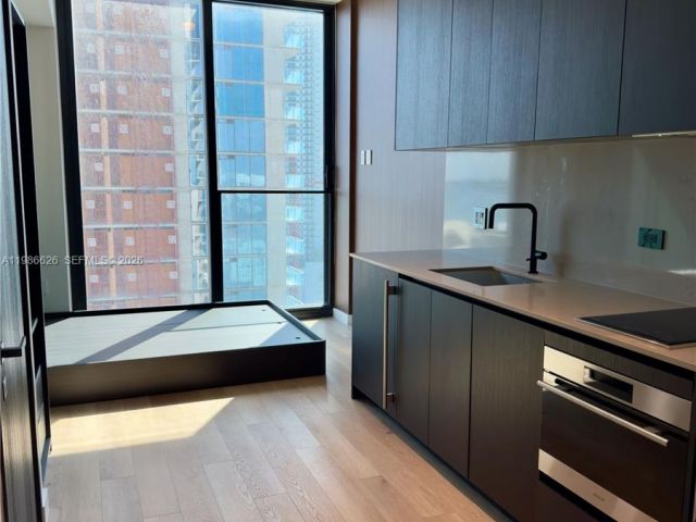 Apartment for sale  Unit #3006A - photo 7528008