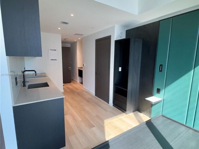 Apartment for sale  Unit #3006A - photo 7528009