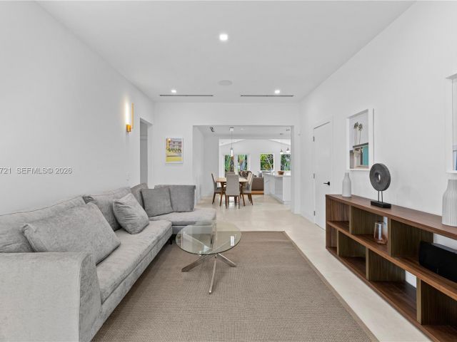 Home for sale at 8926 Emerson Ave - photo 7526125