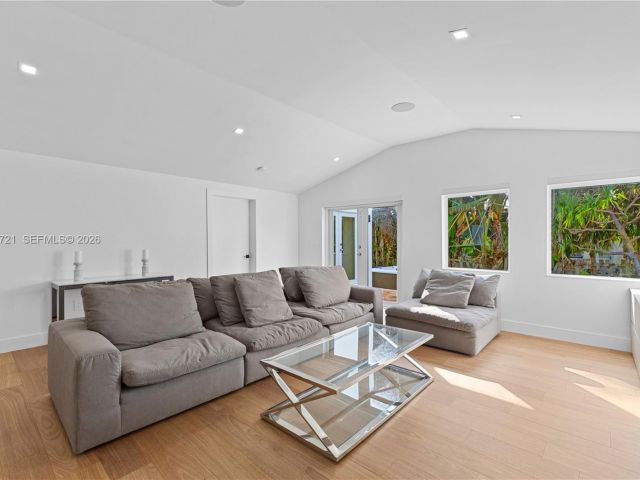 Home for sale at 8926 Emerson Ave - photo 7526137