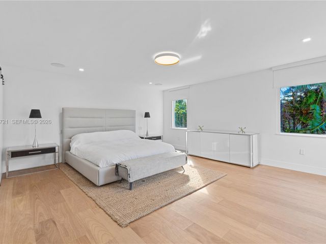 Home for sale at 8926 Emerson Ave - photo 7526140