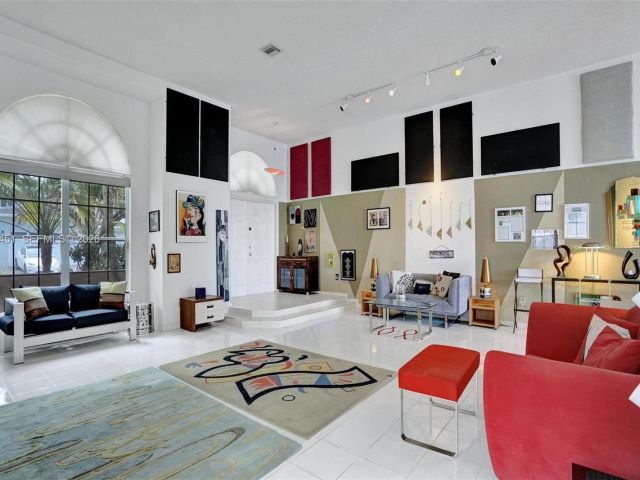 Home for sale at 11585 N Quayside Dr - photo 7532250