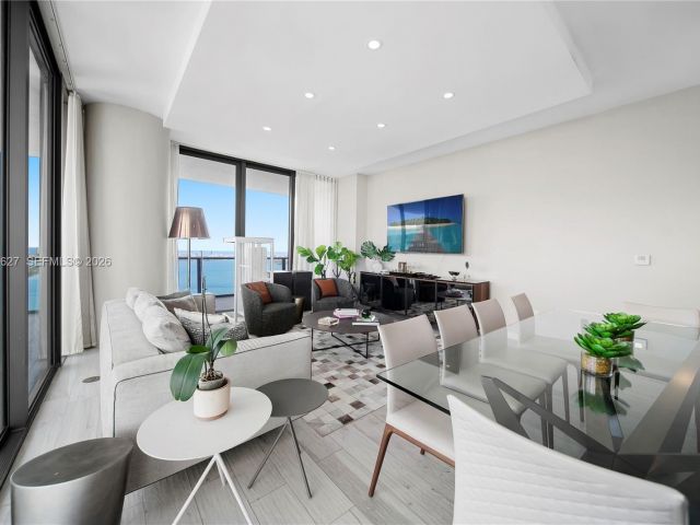 Apartment for rent  Unit #4907 - photo 7527813