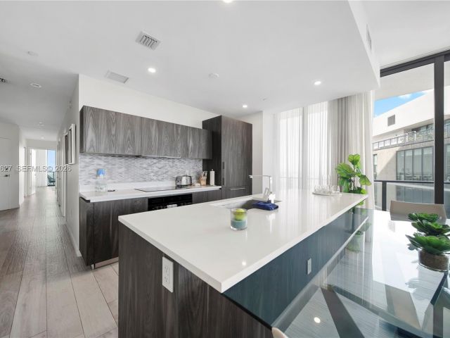 Apartment for rent  Unit #4907 - photo 7527815