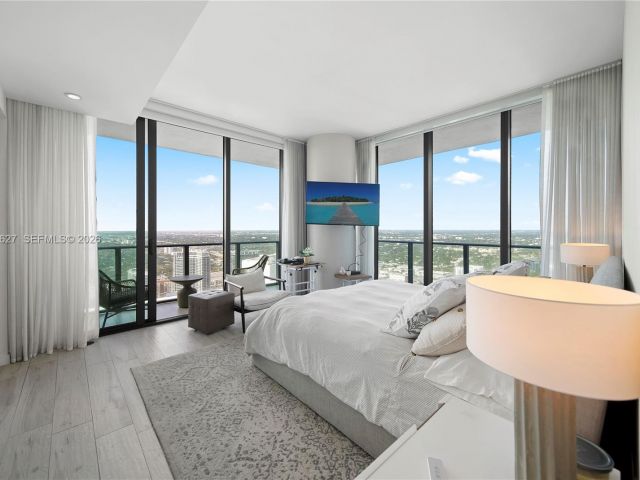 Apartment for rent  Unit #4907 - photo 7527816