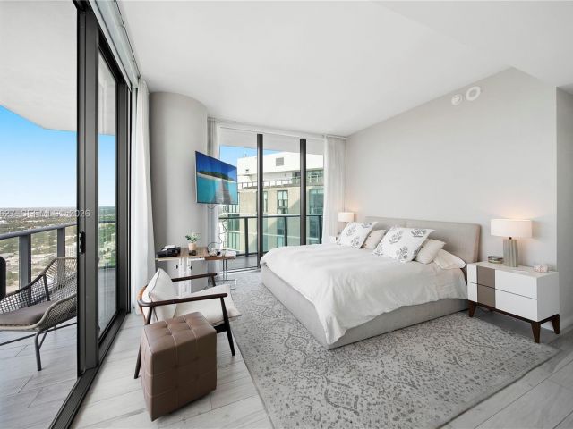 Apartment for rent  Unit #4907 - photo 7527817