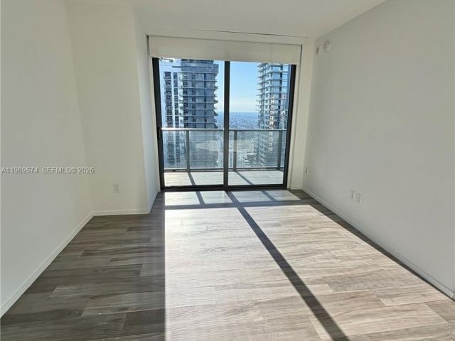 Apartment for rent  Unit # - photo 7529529