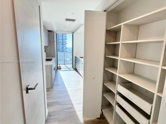 Apartment for rent  Unit # - photo 7529534