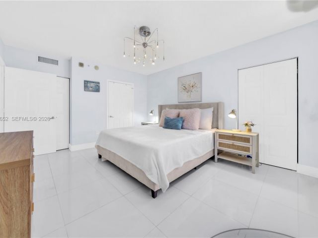 Apartment for rent  Unit #202 - photo 7527934