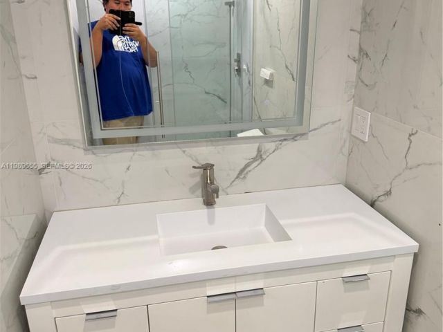 Home for sale at 5211 NW 196th Ter - photo 7527741