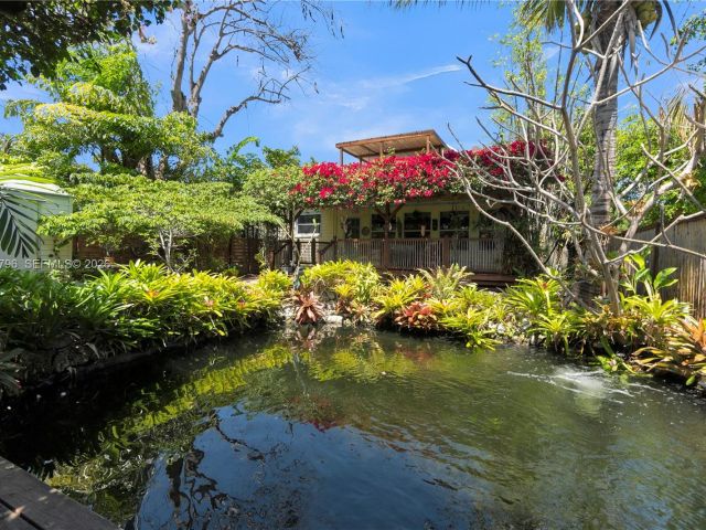 Home for sale at 1500 Jackson St - photo 7532401