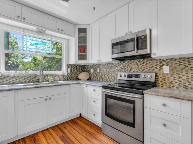 Home for sale at 1500 Jackson St - photo 7532404