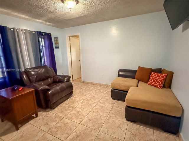 Home for sale at 9971 SW 41st Ter - photo 7527699