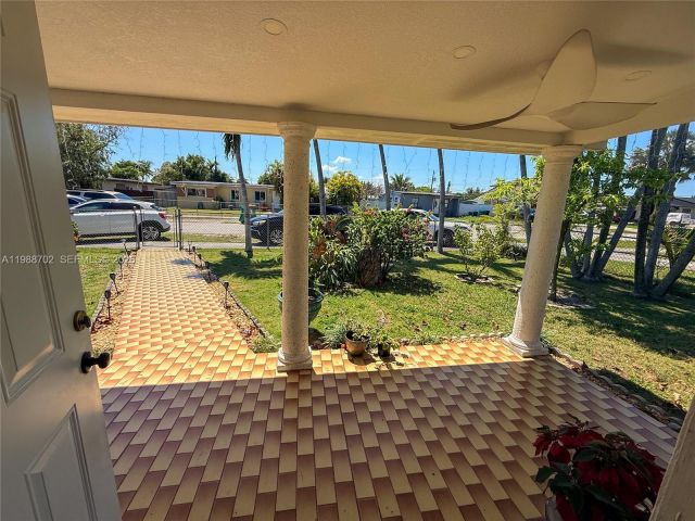 Home for sale at 9971 SW 41st Ter - photo 7527703