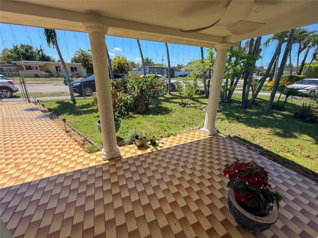 Home for sale at 9971 SW 41st Ter - photo 7527704