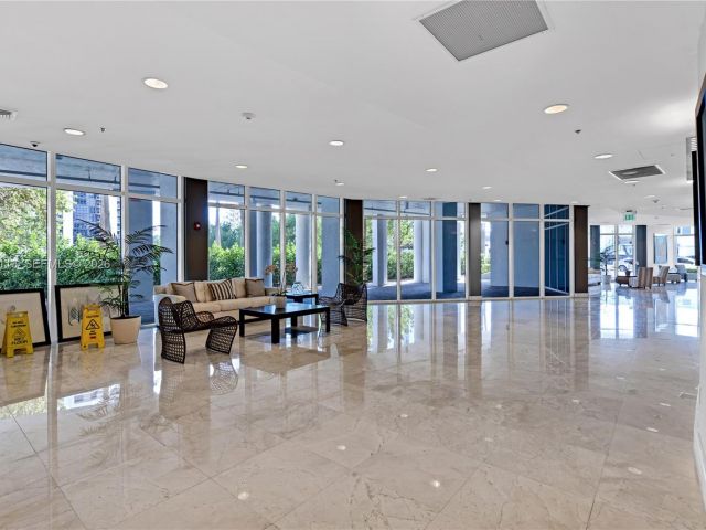 Apartment for sale  Unit #708 - photo 7528271