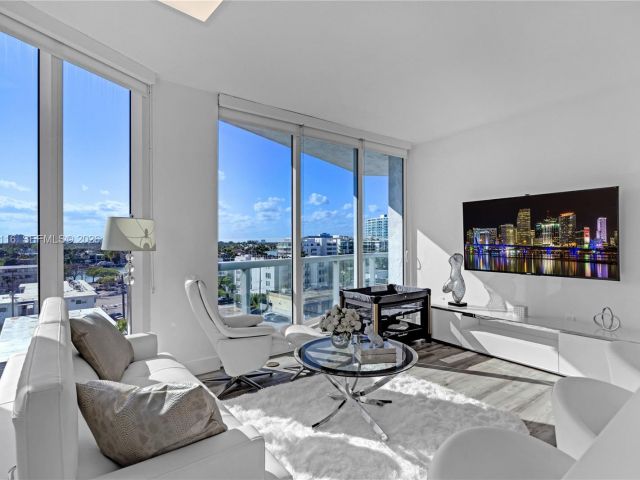 Apartment for sale  Unit #708 - photo 7528275