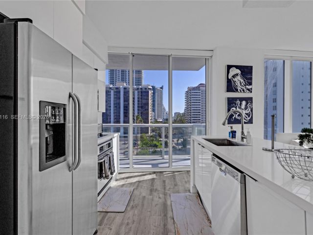 Apartment for sale  Unit #708 - photo 7528280