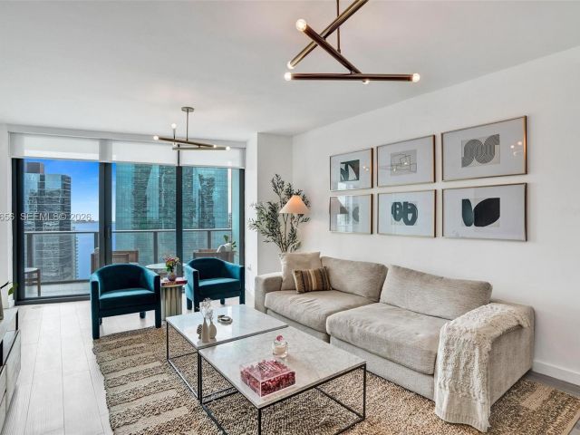 Apartment for rent  Unit #2503 - photo 7529486