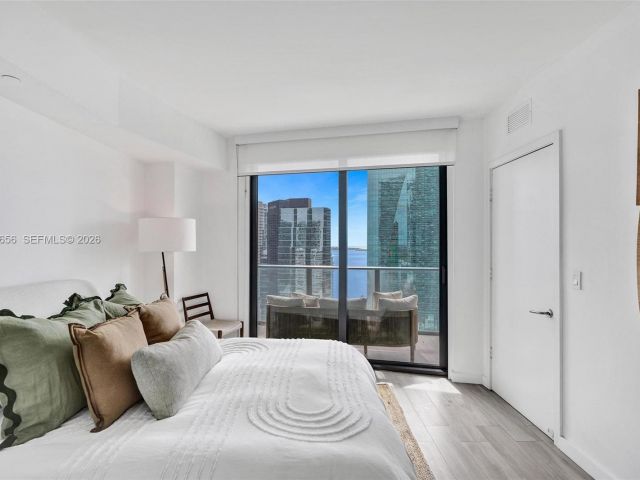 Apartment for rent  Unit #2503 - photo 7529488