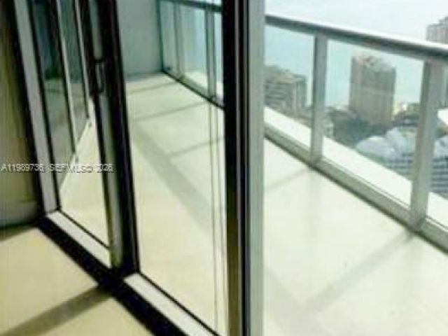 Apartment for sale  Unit #5111 - photo 7529269