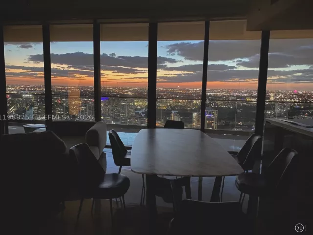 2-bedroom condo for sale in Sunny Isles Beach - 18975 Collins Ave 5105 - MondialRealty